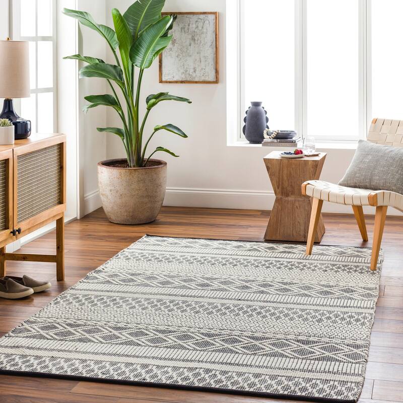Eryn Handmade Boho Wool Blend Area Rug - 2'3" x 3'9" - Black/Ivory