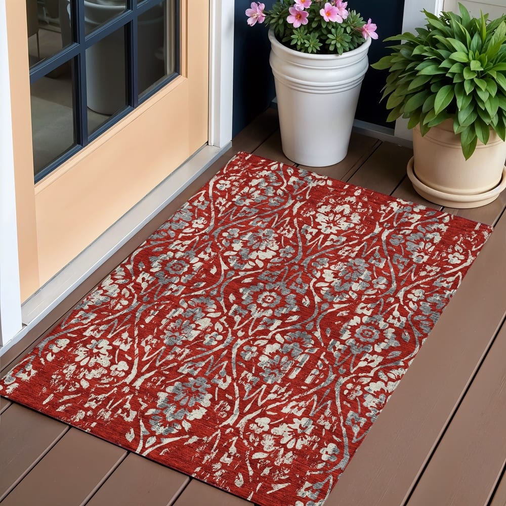 HomeRoots Floral Transitional Rectangle Outdoor Rug