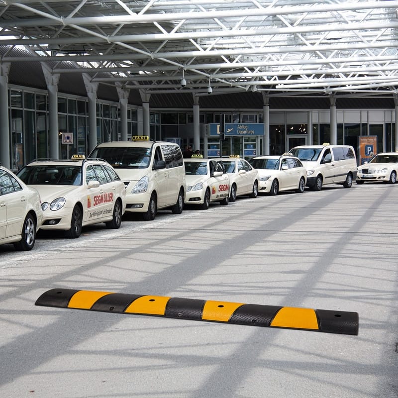 1Pcs 6 ft. Rubber Speed Bump 2-Channel Garage Speed Bump - N/A