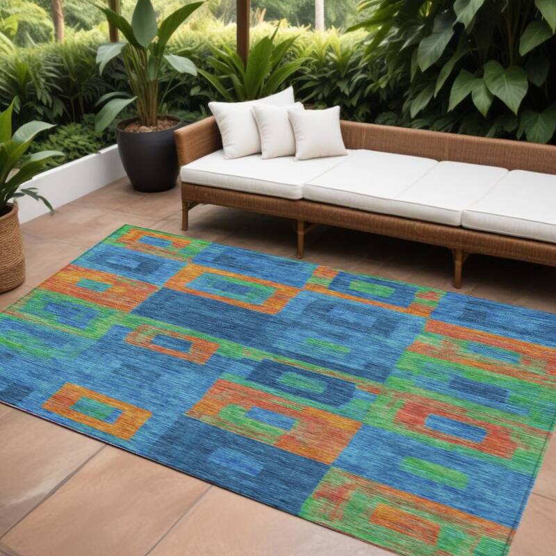 HomeRoots Geometric Transitional Rectangle Outdoor Rug - 9' X 12'