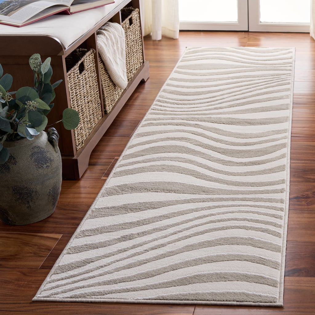SAFAVIEH Saylor Wakana Modern Rug