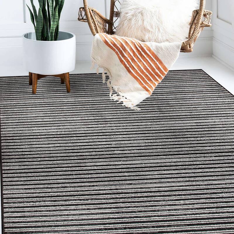 Contemporary Striped Area Rug - Black - 5' x 7'