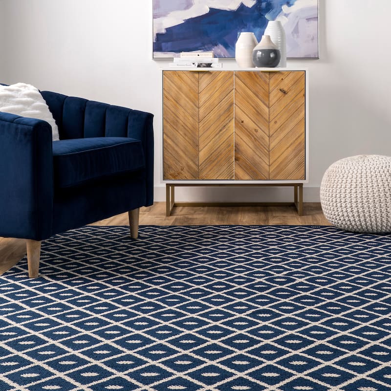 Nuloom Geometric Quinn Flatweave Corner Tassel Area Rug