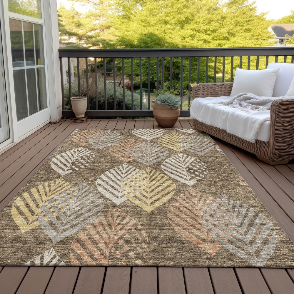 Machine Washable Indoor/ Outdoor Chantille Casual Palm Rug