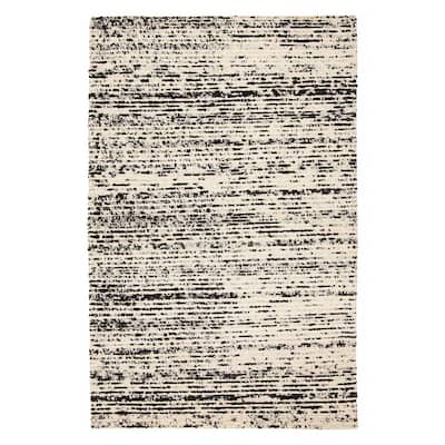 Sienna Black, White Rug 5'1" x 8'0" - 5'1 x 8'0