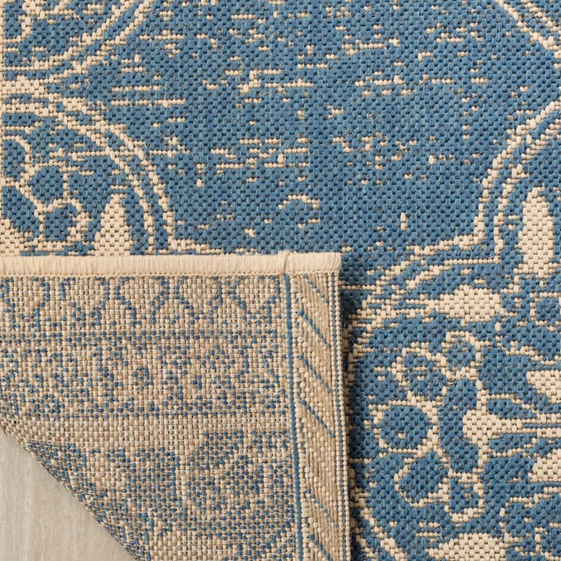 SAFAVIEH Linden Aysel Indoor/ Outdoor Waterproof Patio Backyard Rug