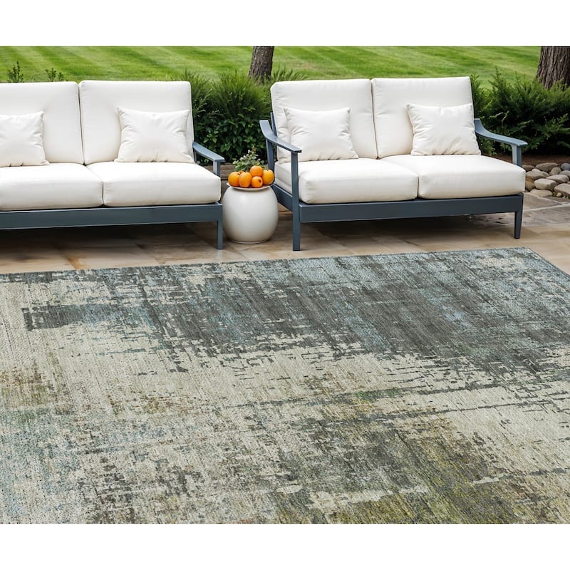 HomeRoots Abstract Transitional Rectangle Outdoor Rug - 9' X 12'