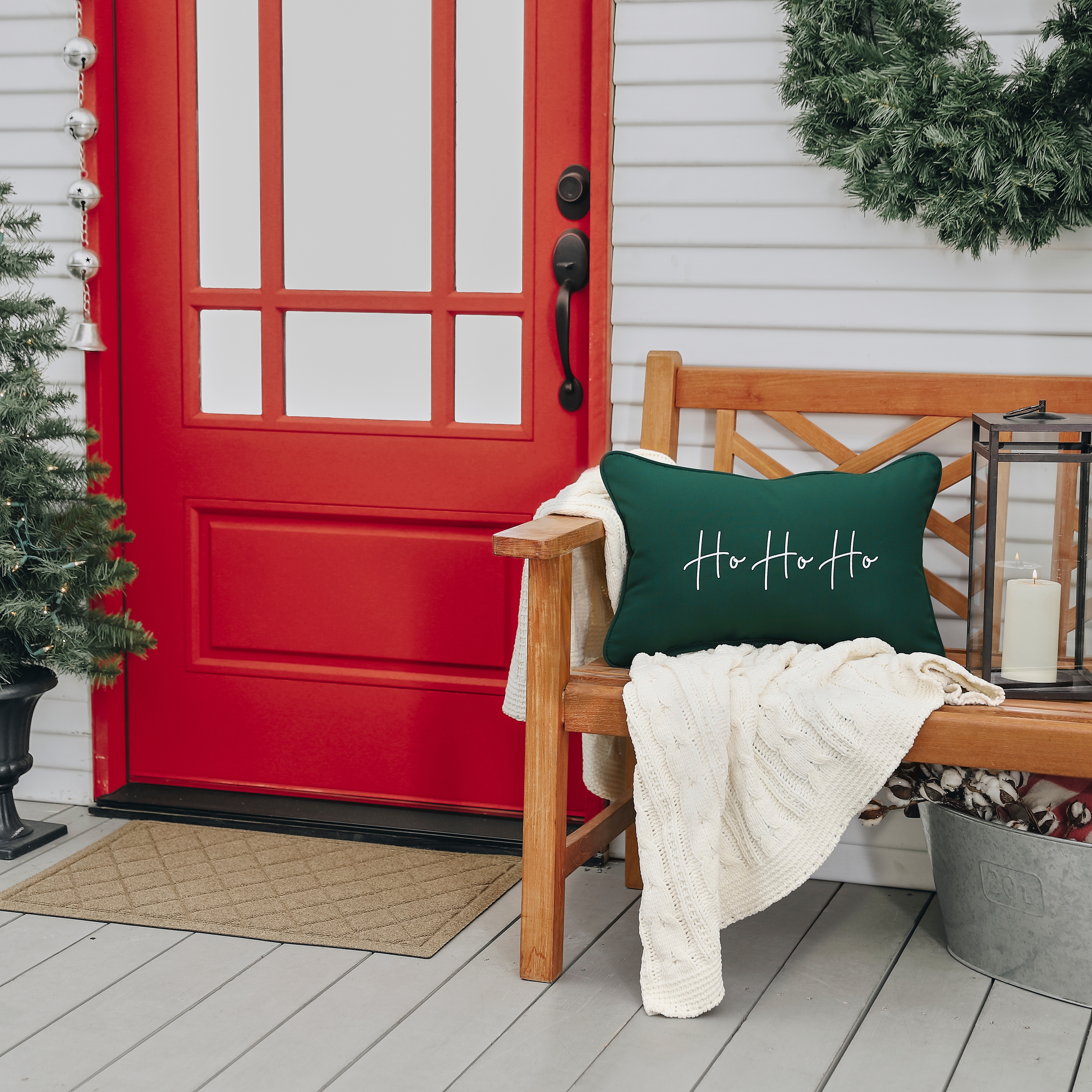 Outdoor xmas best sale pillows