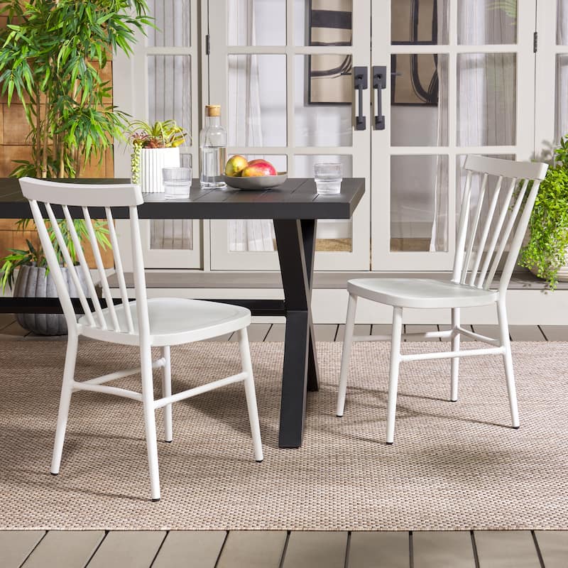 SAFAVIEH Outdoor Patio Furniture Core Spindle Chair (Set of 2) - 18"W x 22"D x 33"H - White