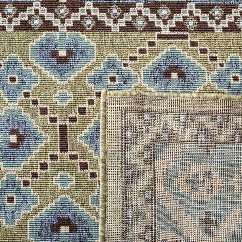 SAFAVIEH Veranda Anneruth Indoor/ Outdoor Waterproof Patio Backyard Rug
