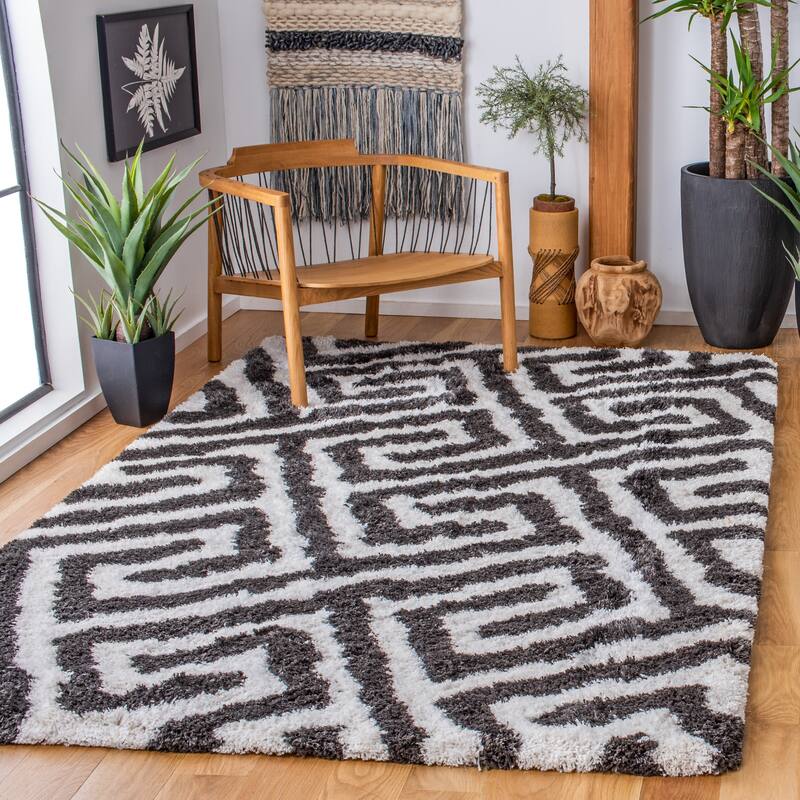 SAFAVIEH Handmade Barcelona Shag Mouna Polyester Rug - 3' x 5' - Graphite/Ivory