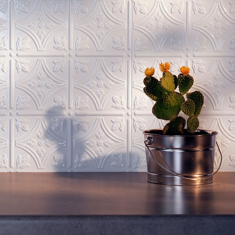 FASÄDE Traditional Style 1 Decorative Vinyl Backsplash Panel