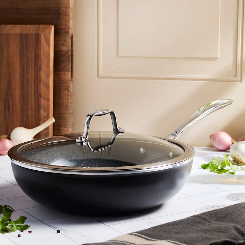 Henckels Capri Ceramic 11-inch Aluminum Ceramic Nonstick Perfect Pan with Lid - Grey - 11-in