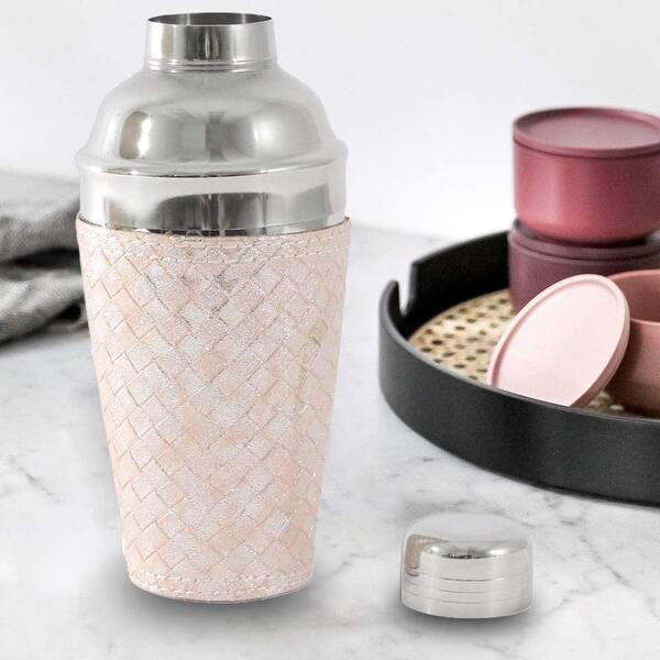 https://ak1.ostkcdn.com/images/products/is/images/direct/824e535abd3445213f599ee5ecd23fcc6a12a06e/Sol-Living-Deluxe-Stainless-Steel-Cocktail-Shaker-with-Strainer.jpg?impolicy=medium