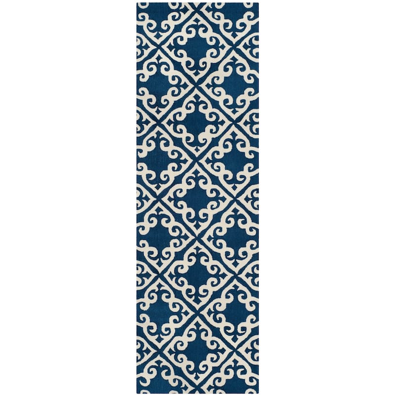 SAFAVIEH Handmade Easy Care Latanya Oriental Rug