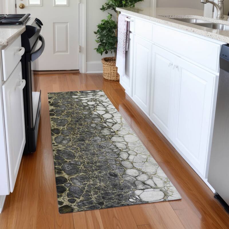 Machine Washable Indoor/ Outdoor Chantille Abstract Cobblestone Rug - Beige - 2'3" x 7'6"