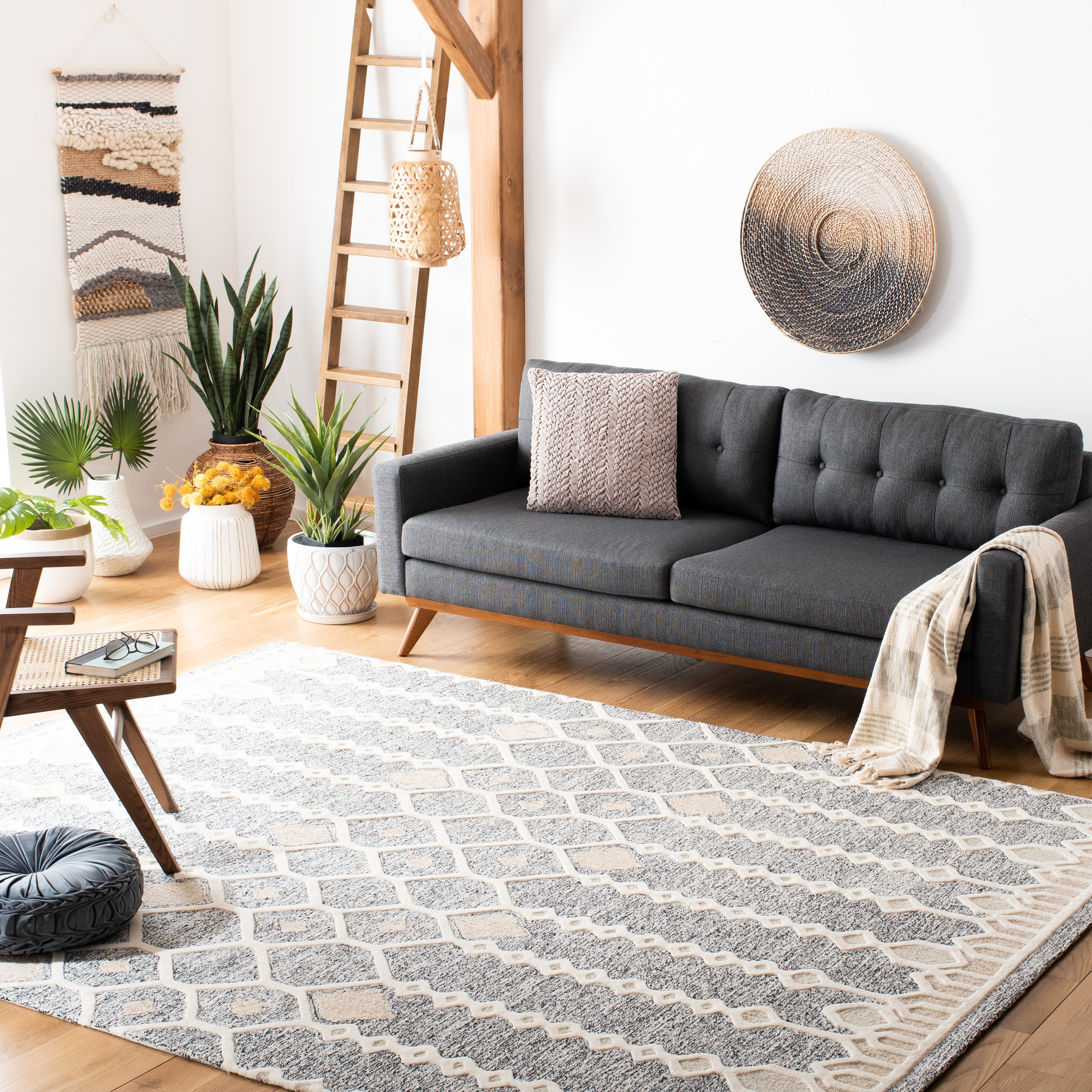 SAFAVIEH Handmade Artistry Bensu Moroccan Boho Wool Rug