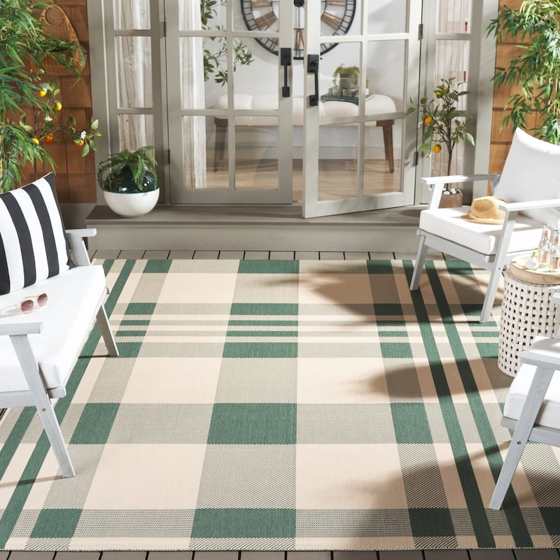 SAFAVIEH Courtyard Oriole Plaid Indoor/ Outdoor Waterproof Patio Backyard. - 10' x 14' - Green/Beige