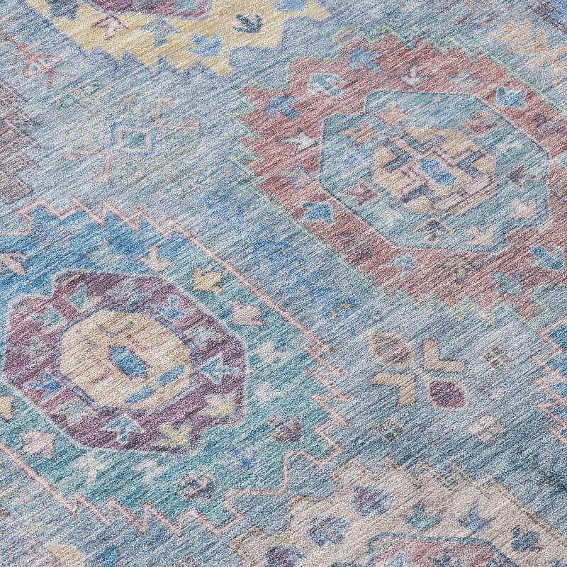 Machine Washable Indoor/ Outdoor Vintage Traditional Chantille Rug