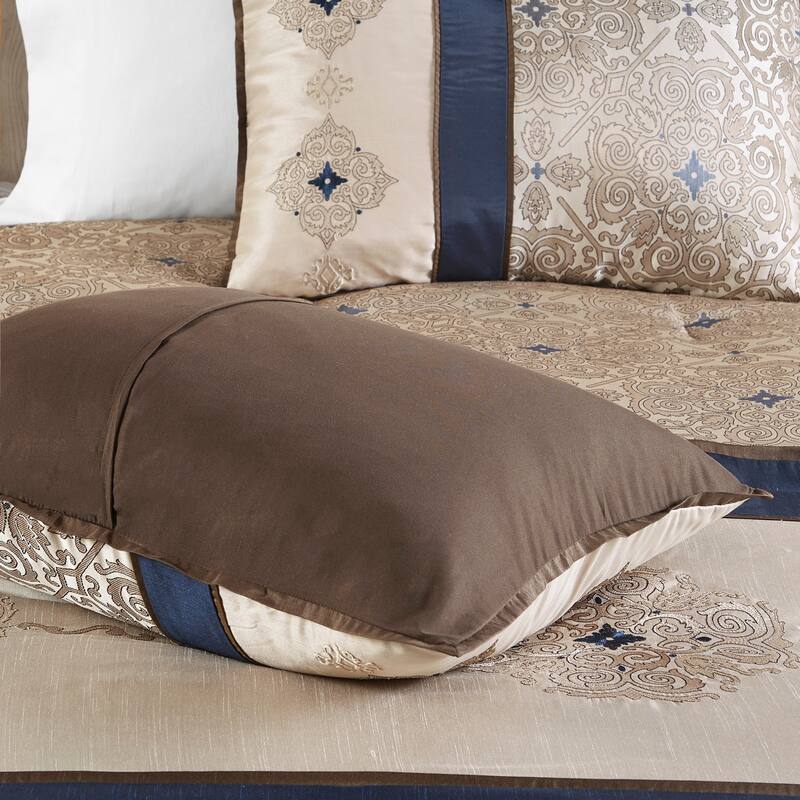 Madison Park Essentials Parker Jacquard Embroidered Pieced 24 Piece Room in a Bag