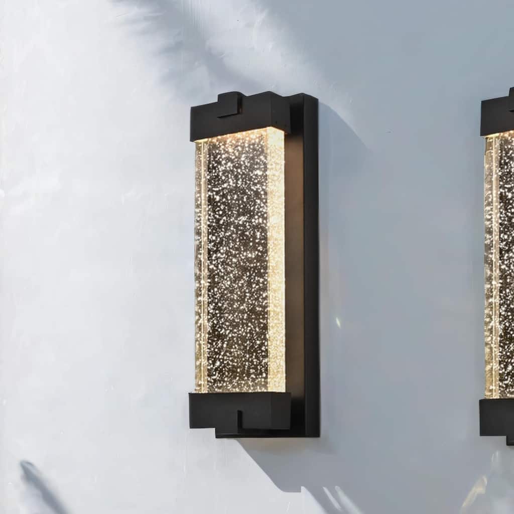 19" Aluminum Outdoor Wall Light with Bubble Glass, 3000K LED, 1-Pack