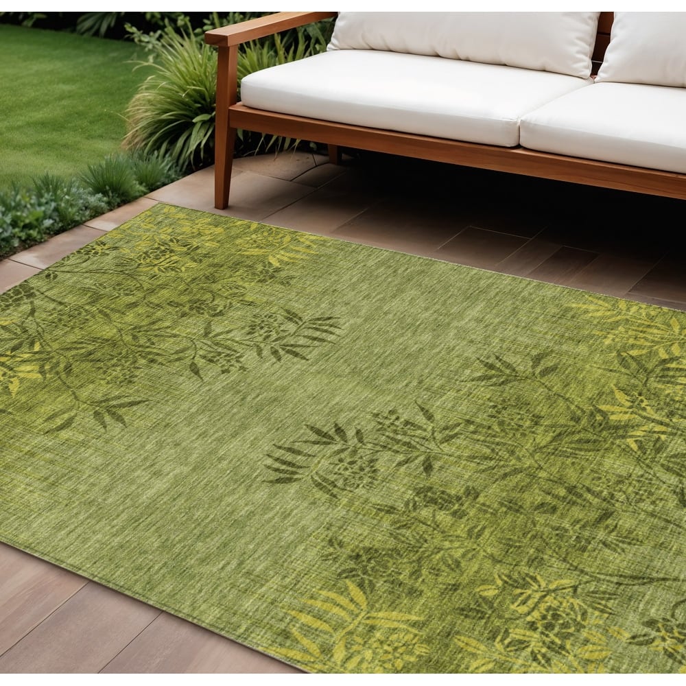 HomeRoots Floral Transitional Rectangle Outdoor Rug