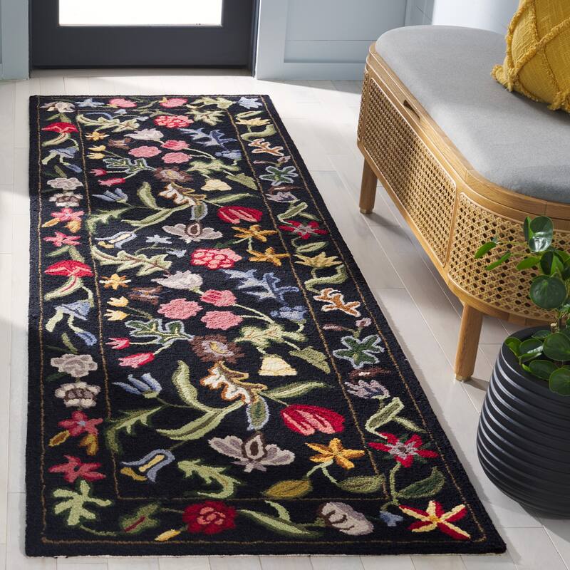 SAFAVIEH Handmade Chelsea Todora Oriental Wool Rug - 2'6" x 8' Runner - Black/Pink