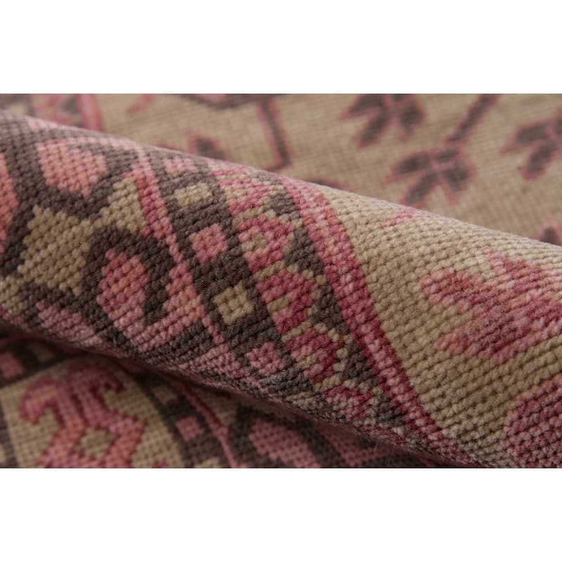 Momeni Banaras Hand Knotted Traditional Wool Area Rug