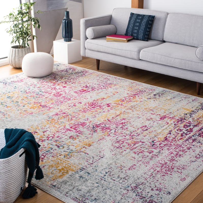 SAFAVIEH Evoke Quinn Vintage Distressed Rug
