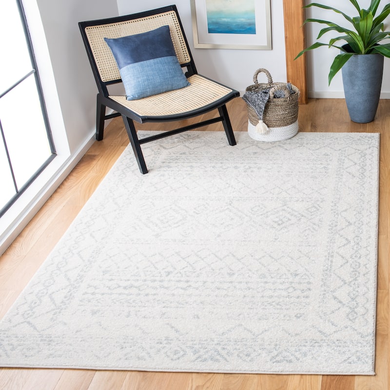SAFAVIEH Tulum Hinnertje Rustic Moroccan Boho Tribal Distressed Rug - 3' x 5' - Ivory/Light Grey