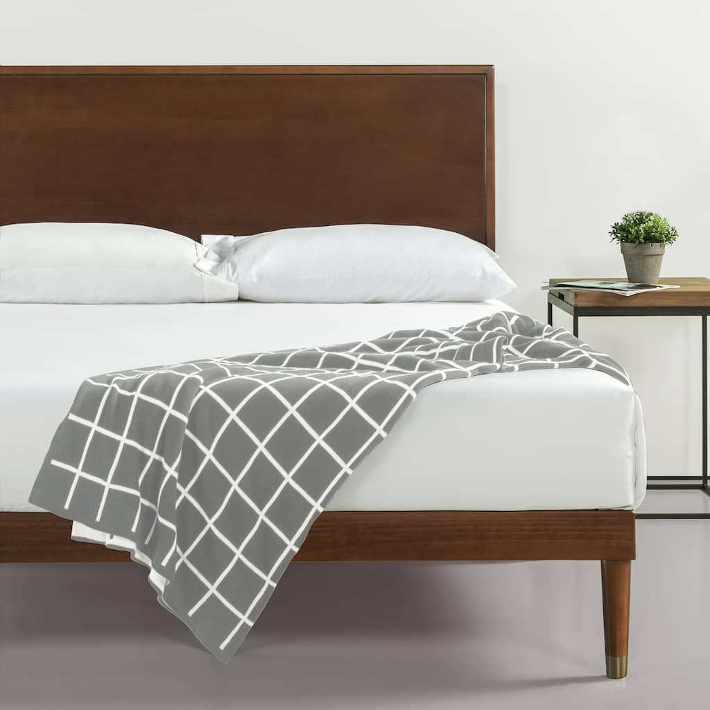 Priage by Zinus Deluxe Mid-century Wood Platform Bed
