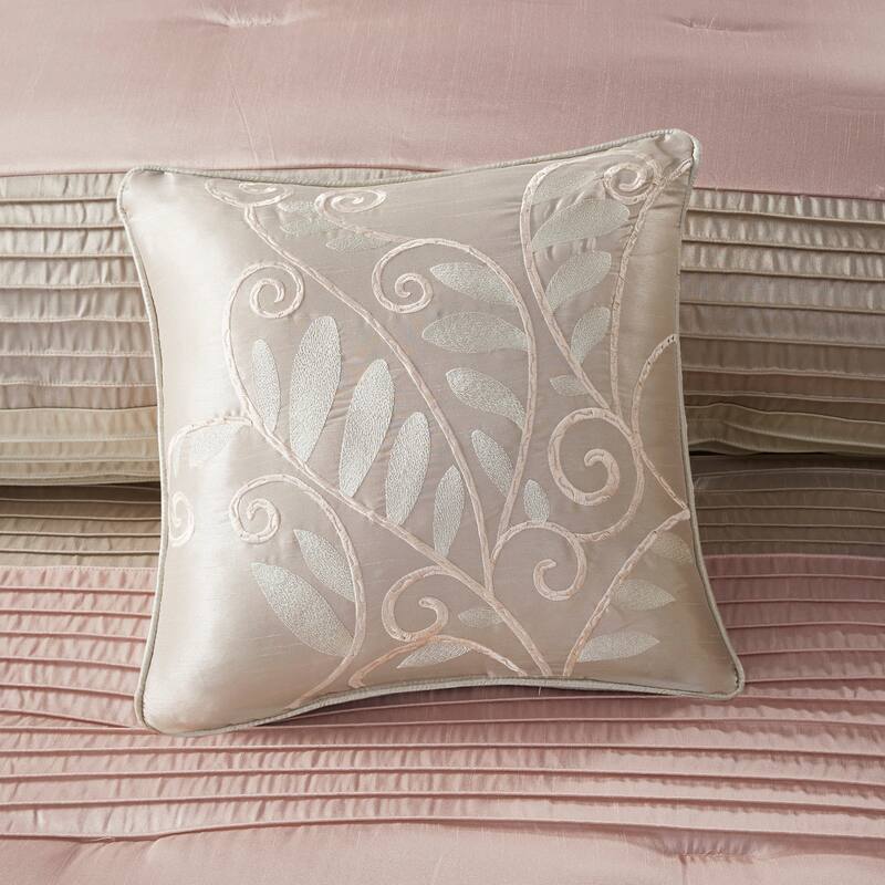 Madison Park Eastridge 7-piece Comforter Set