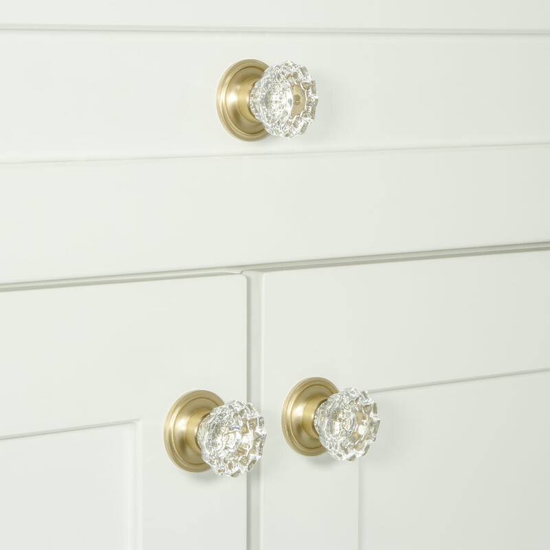 Grandeur VERS-CRYS-KNOB-GEO Versailles 1-3/8" Vintage Luxury Fluted