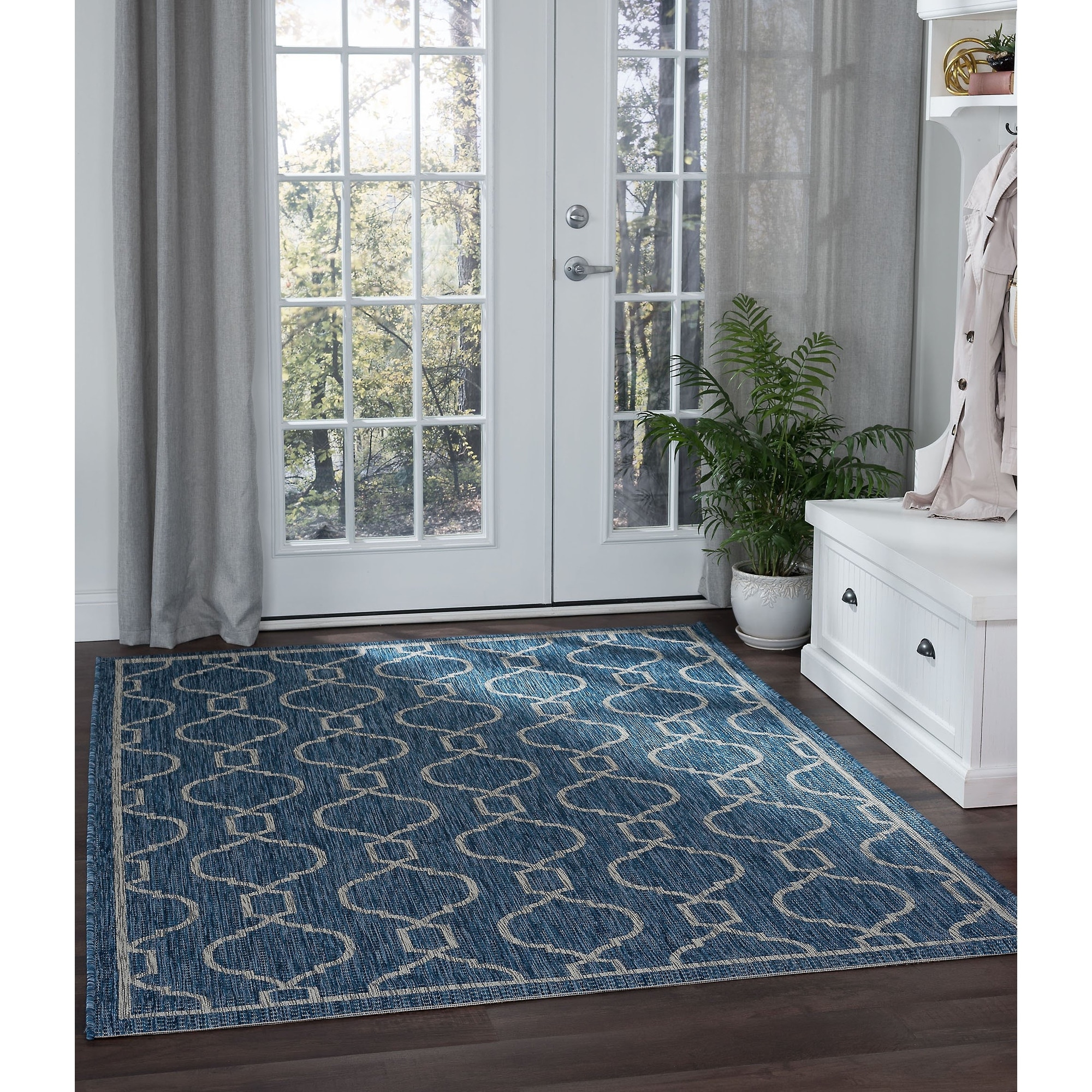 Colonnade Transitional Geometric Indoor/Outdoor Area Rug