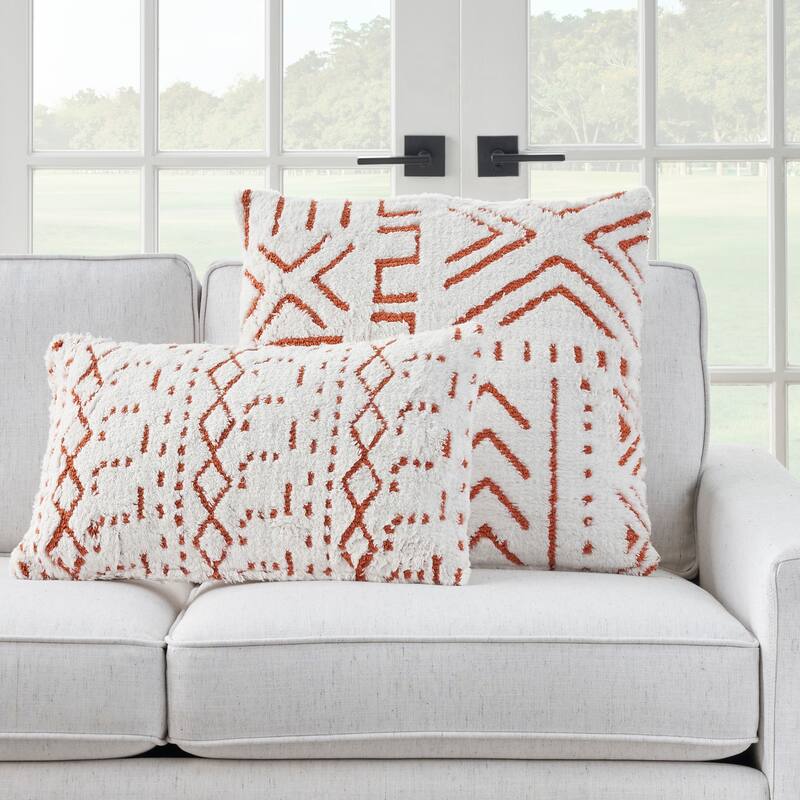 Mina Victory Life Styles Textured Geometric Boho Throw Pillow , ( 12"X20" )