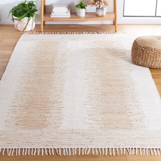 SAFAVIEH Handmade Flatweave Montauk Malwine Casual Cotton Rug - Beige - 4' x 6'