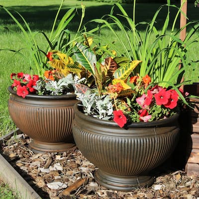 Sunnydaze Elizabeth Outdoor Double-Walled Flower Pot Planter - Rust - 16" - 4-PK - Set of 4