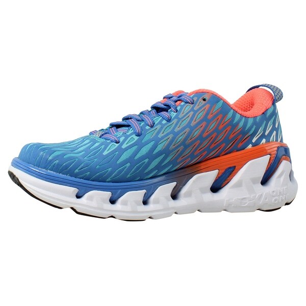 hoka vanquish