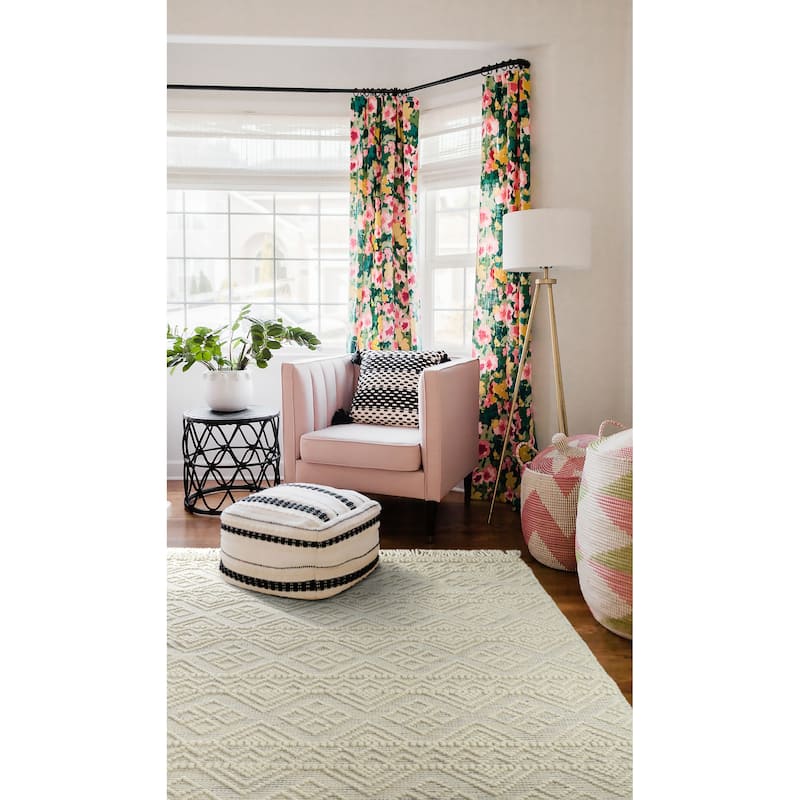 Mara Collection Ivory Square Indoor Throw Rug