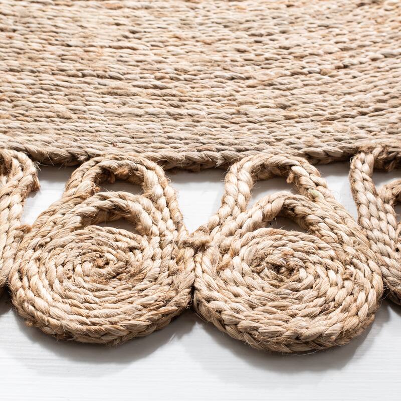 SAFAVIEH Handmade Natural Fiber Lailah Farmhouse Rug