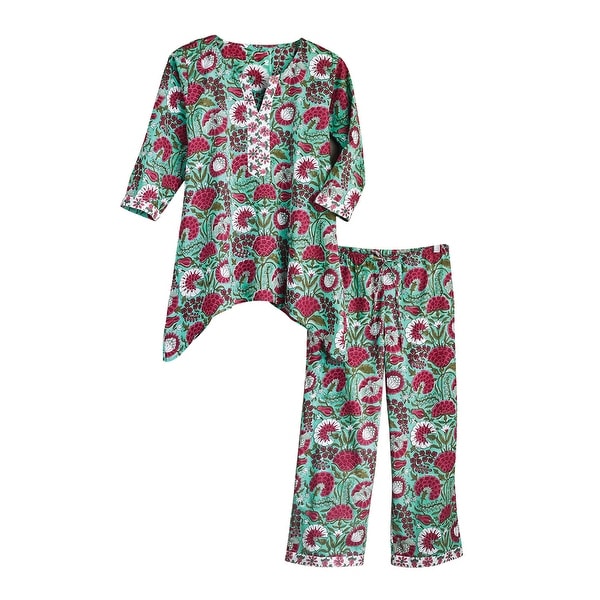 Women's Red and White Flower Pajamas - 3/4 Sleeve Shirt and Capri Pants Bottoms