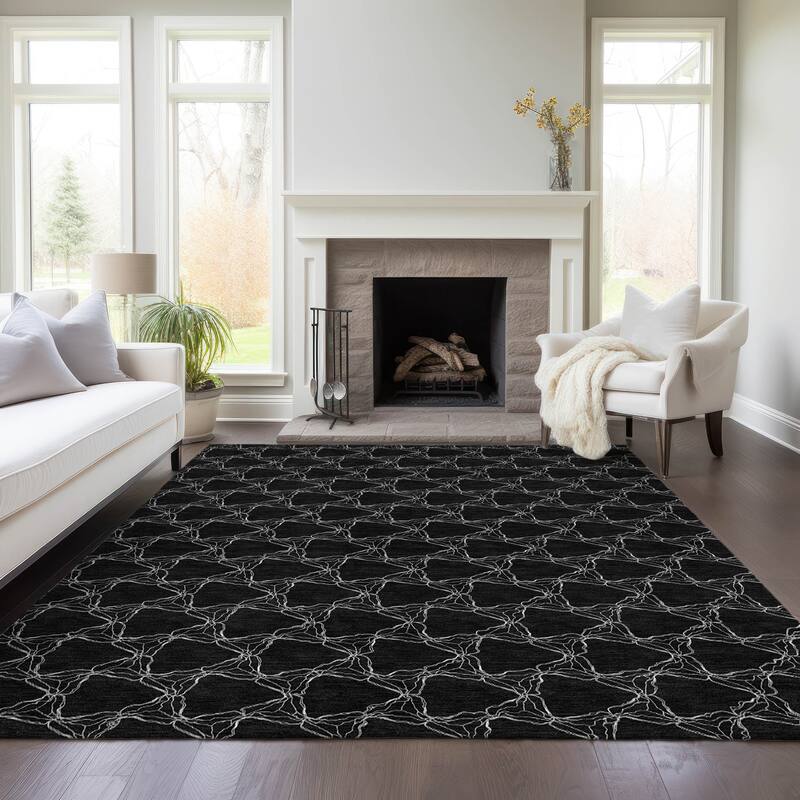 Machine Washable Indoor/ Outdoor Abstract Trellis Chantille Rug