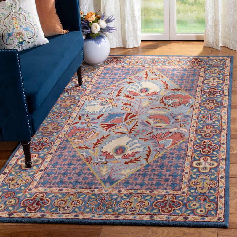SAFAVIEH Handmade Antiquity Kosovka Traditional Oriental Wool Rug - 4' x 6' - Blue/Red