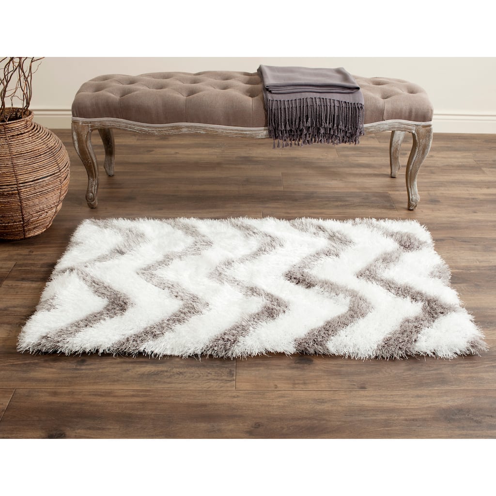 SAFAVIEH Handmade Barcelona Shag Rayya Polyester Rug