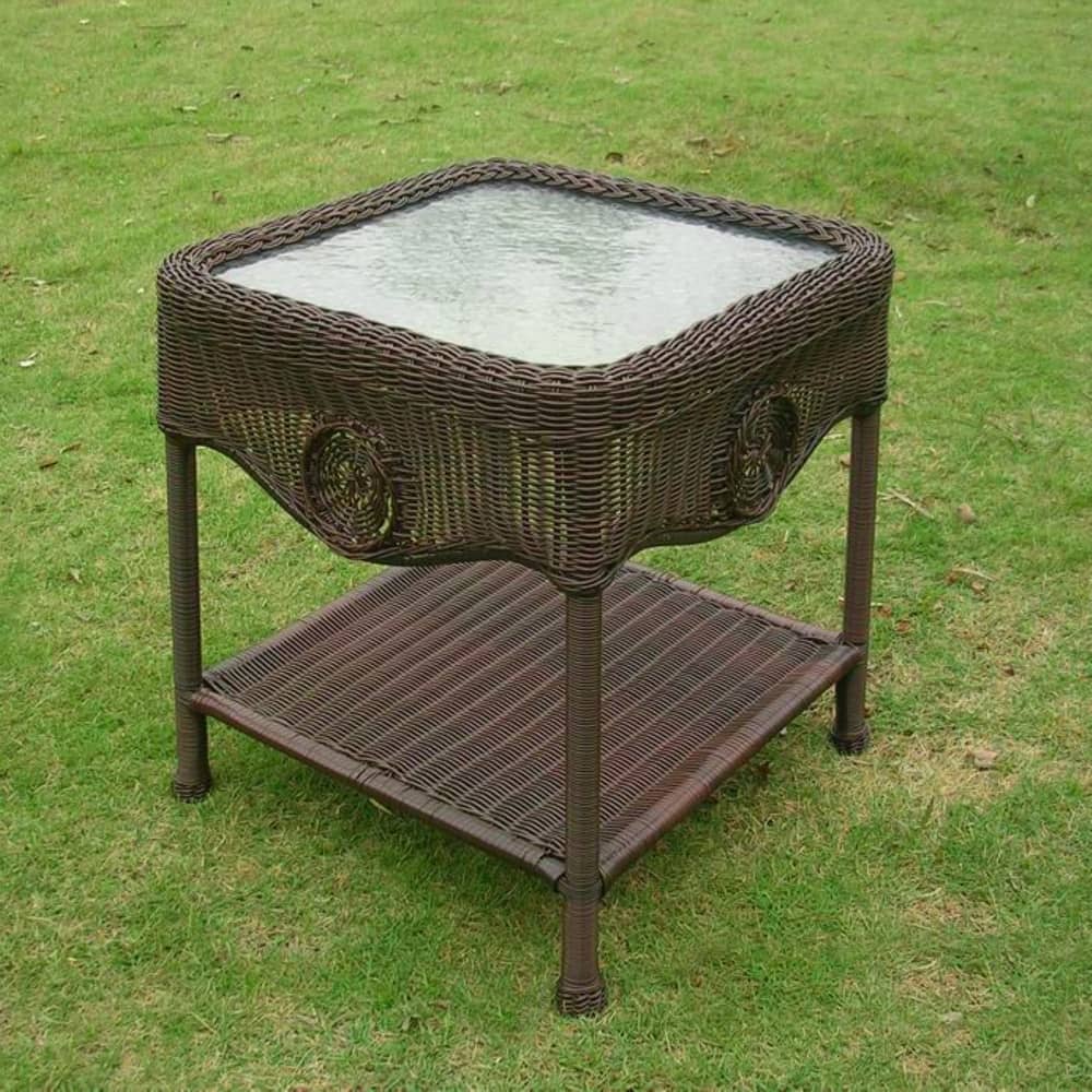 Riviera 18-inch Resin Wicker Side Table