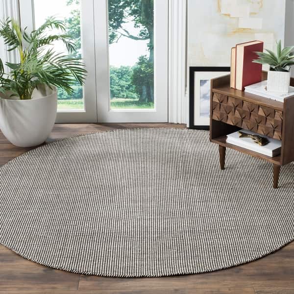 slide 2 of 3, SAFAVIEH Handmade Flatweave Montauk Mariko Casual Cotton Rug 4' Round - Ivory/Black - Round