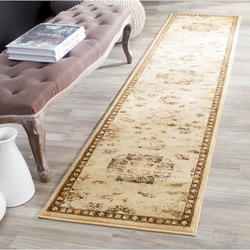 SAFAVIEH Florenteen Antolina Traditional Oriental Rug - 2' x 8' Runner - Ivory/Brown