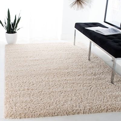 SAFAVIEH Laguna Shag Verdiana Solid Color 2-inch Thick Rug.