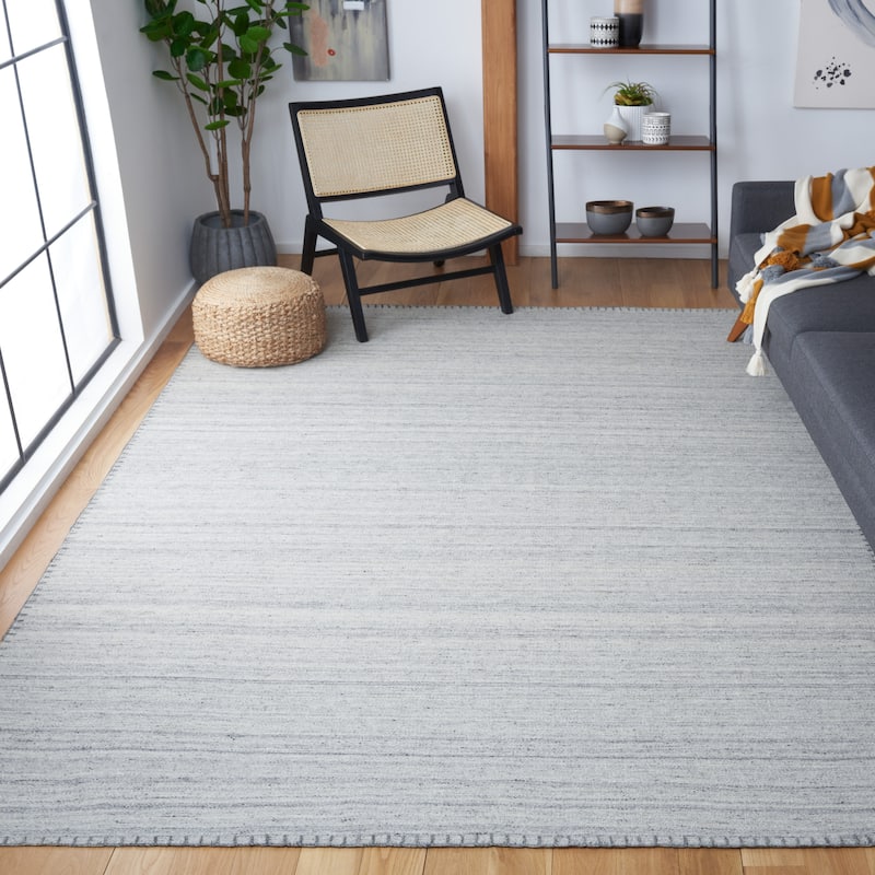 SAFAVIEH Flatweave Kilim Mizuki Wool Rug