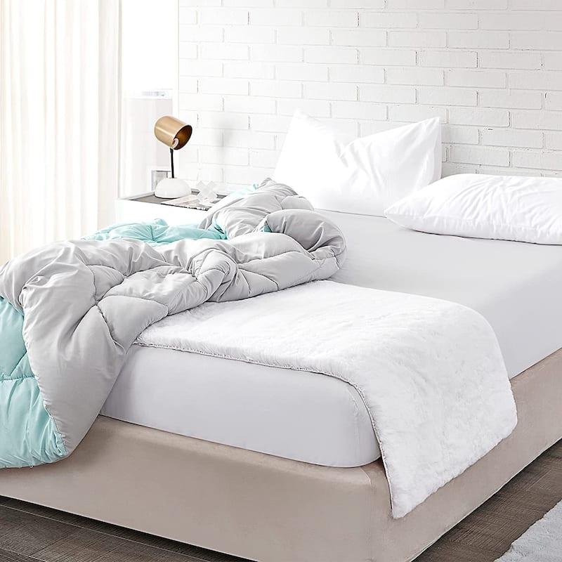 Chunky Bunny - Coma Inducer® End of Bed Topper - White - Queen - White